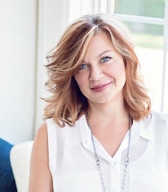 Portrait of Carolyn Torntore, Realtor | Home Stager.